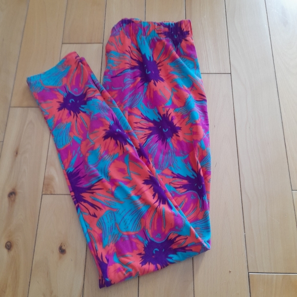 Sweetlegs - Picture 2 of 5